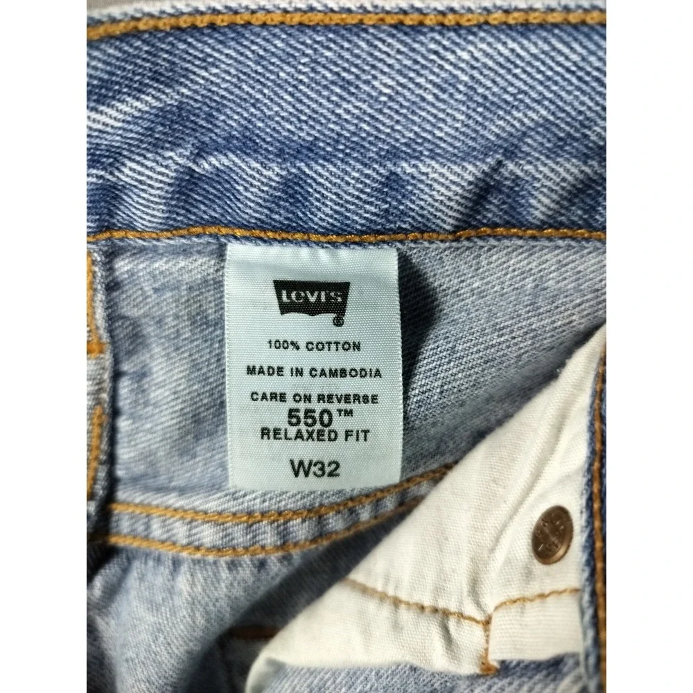 Levis levi 550